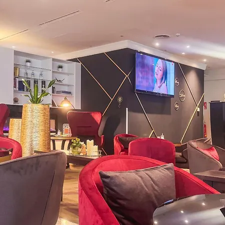 Plaza Premium Wien-2